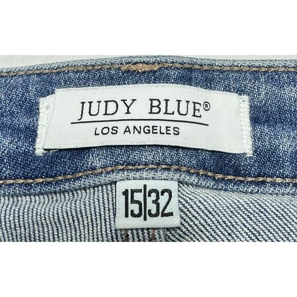 Judy Blue Women's Slim Fit Rhinestone Distressed Jeans - Size 15 (32x27.5) - Picture 7 of 9